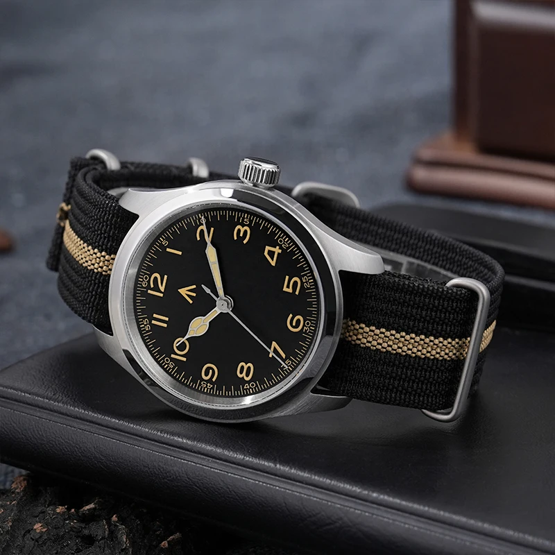 Militado ML08 Orologio 38mm Uo - Sapphire Watch Crystal Double Domed recensione e prezzo