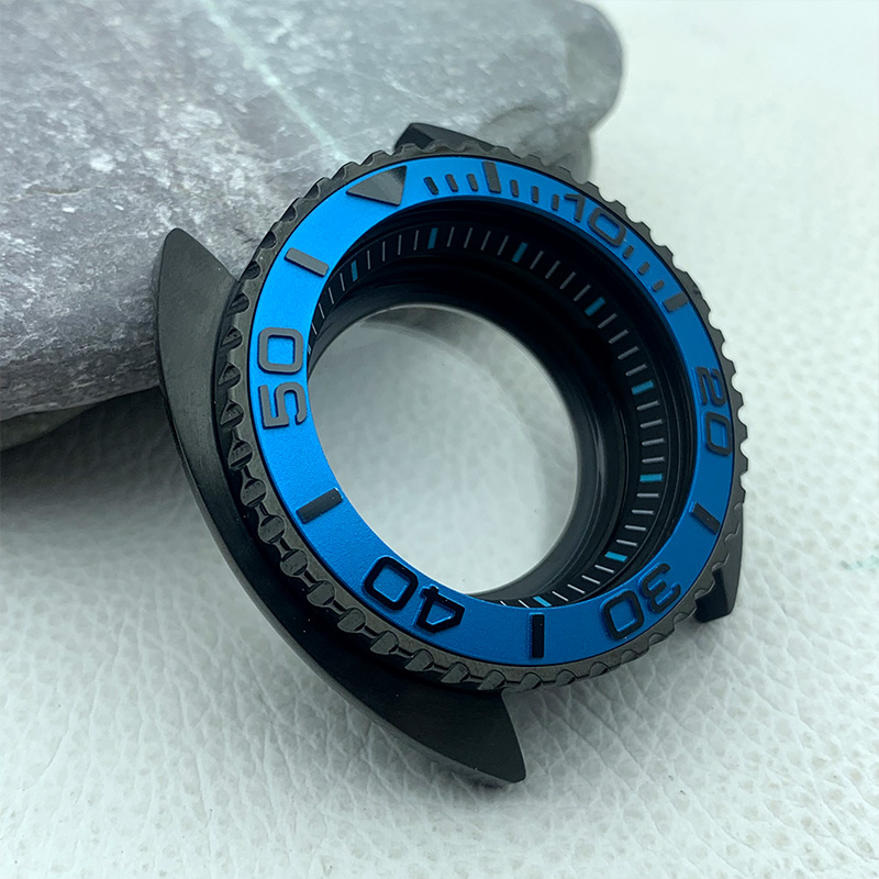 Cassa per orologio Black 6105  - Automatic Dive Watch 200M Nh35 Movement recensione e prezzo